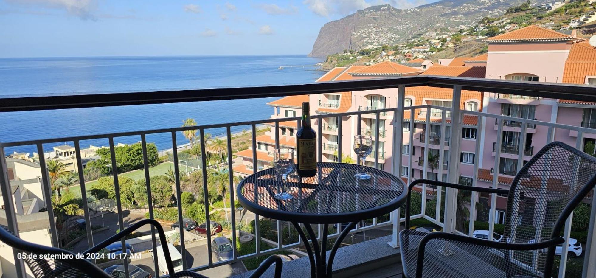 Shearwaters - Sounds Of The Sea Apartment Funchal  Ngoại thất bức ảnh