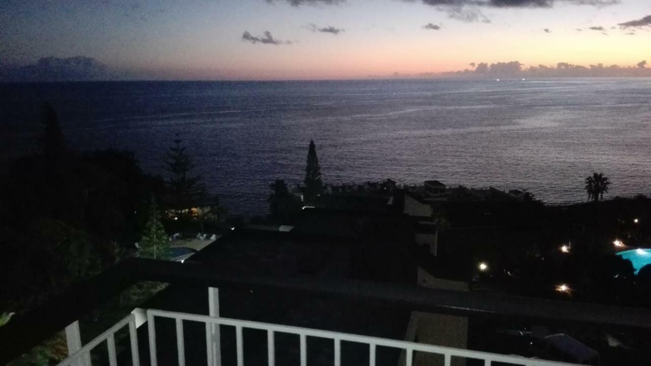 Shearwaters - Sounds Of The Sea Apartment Funchal  Ngoại thất bức ảnh